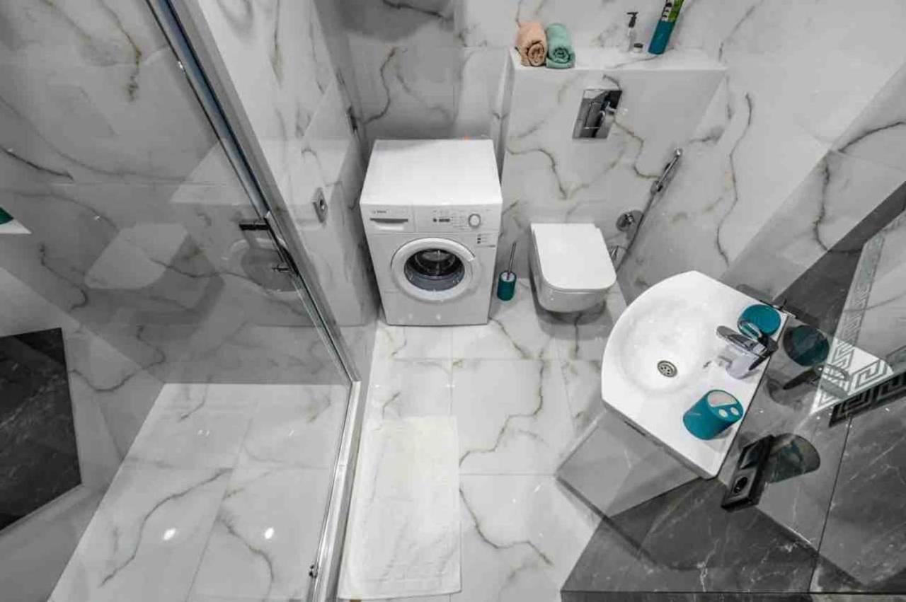 Бесті Апартаменти, 2 Спальні, Вид Моря 0523 Odessa Exterior foto